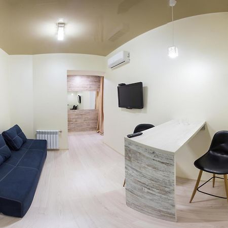 Sumskaya Aparthotel Charkiv Exteriör bild
