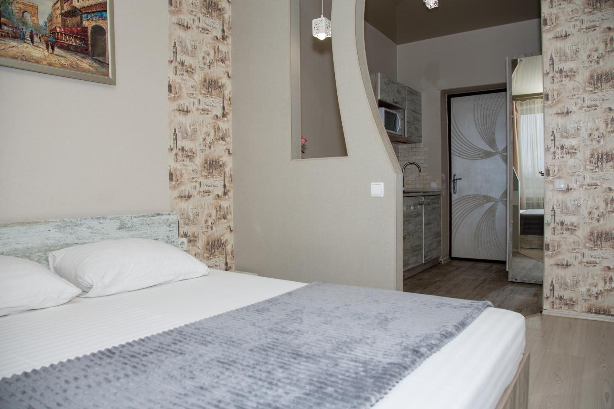 Sumskaya Aparthotel Charkiv Exteriör bild